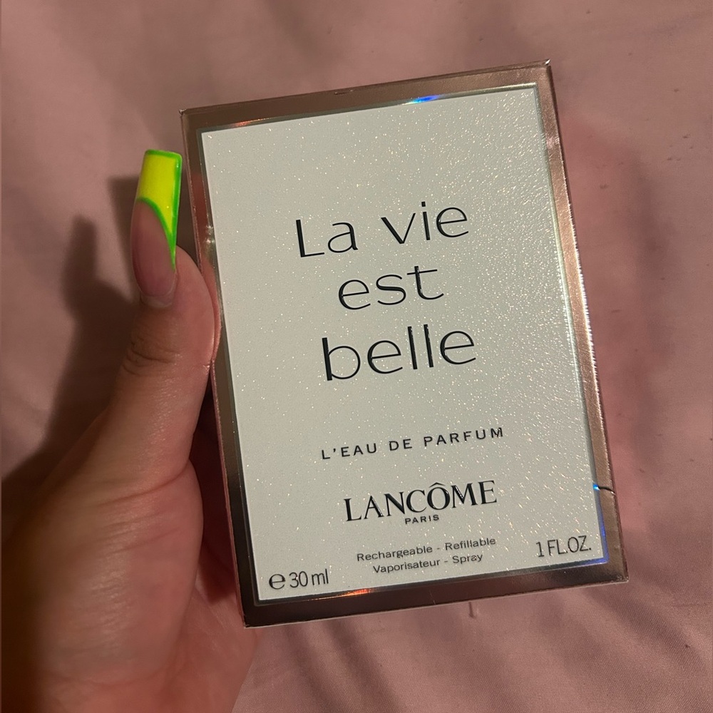 Lancome La Vie Est Belle 1oz NEW IN BOX